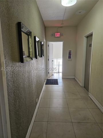500 14th St 203, Miami Beach, FL 33139