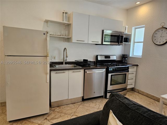 500 14th St 203, Miami Beach, FL 33139