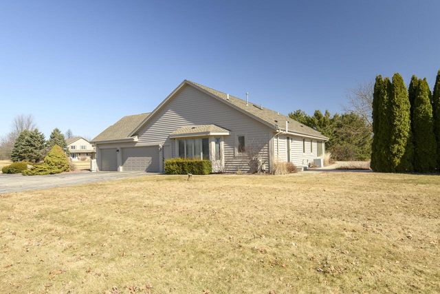 S88W34777 Nesting LANE, Eagle, WI 53119