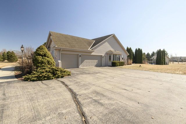 S88W34777 Nesting LANE, Eagle, WI 53119