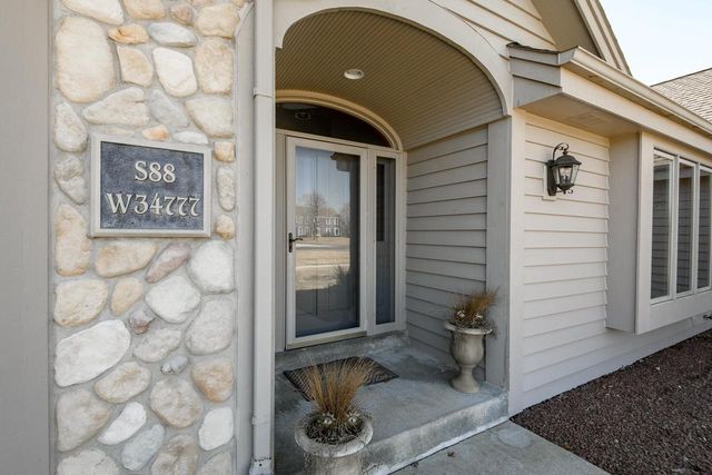 S88W34777 Nesting LANE, Eagle, WI 53119