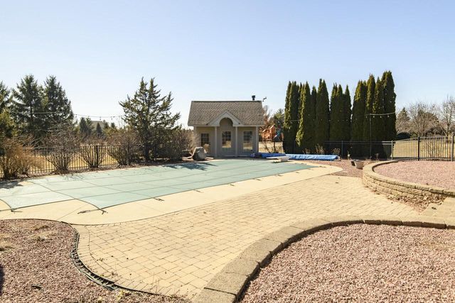 S88W34777 Nesting LANE, Eagle, WI 53119