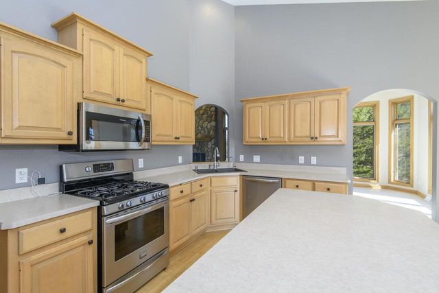 S88W34777 Nesting LANE, Eagle, WI 53119