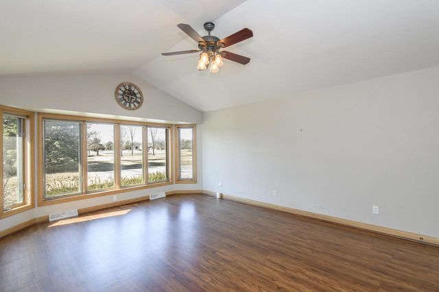 S88W34777 Nesting LANE, Eagle, WI 53119