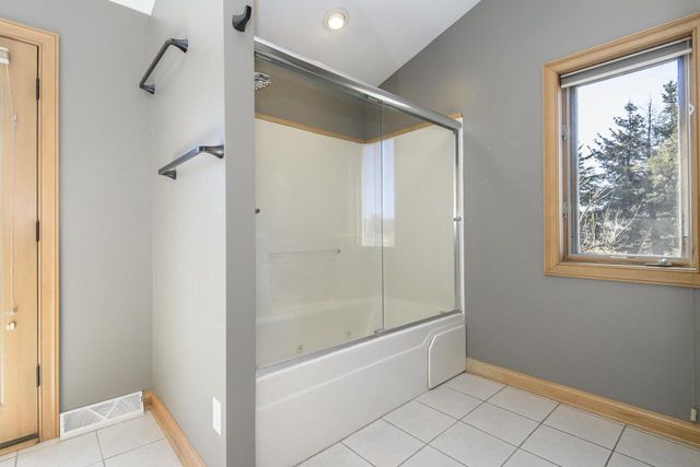 S88W34777 Nesting LANE, Eagle, WI 53119