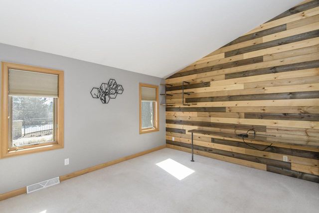 S88W34777 Nesting LANE, Eagle, WI 53119