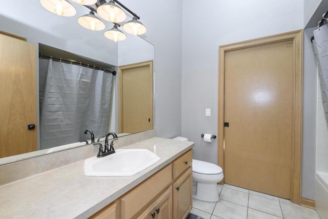 S88W34777 Nesting LANE, Eagle, WI 53119