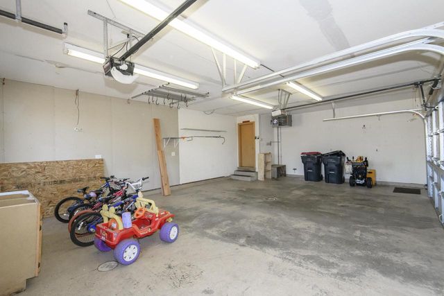 S88W34777 Nesting LANE, Eagle, WI 53119