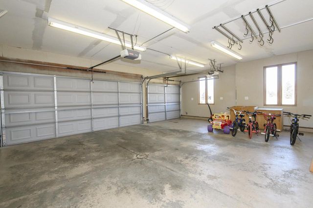 S88W34777 Nesting LANE, Eagle, WI 53119