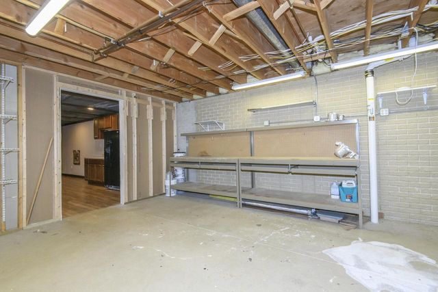 S88W34777 Nesting LANE, Eagle, WI 53119