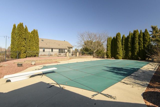 S88W34777 Nesting LANE, Eagle, WI 53119