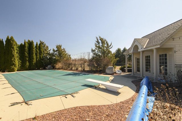 S88W34777 Nesting LANE, Eagle, WI 53119