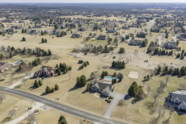 S88W34777 Nesting LANE, Eagle, WI 53119