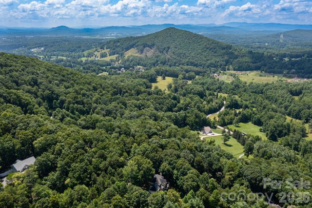 50 Cedar Drive, Mills River, NC 28759