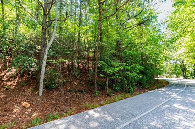 50 Cedar Drive, Mills River, NC 28759