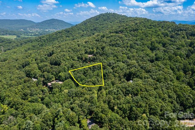 50 Cedar Drive, Mills River, NC 28759
