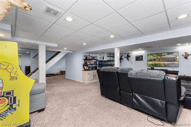 1670 Heritage Drive, Canton, MI 48188