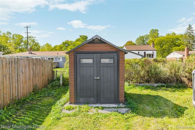 1670 Heritage Drive, Canton, MI 48188