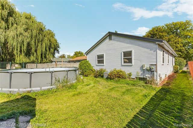 1670 Heritage Drive, Canton, MI 48188