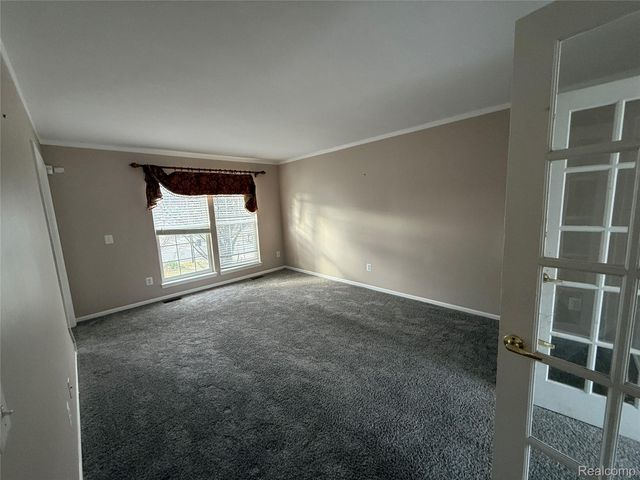 4377 Brighton Drive, Grand Blanc Charter Township, MI 48439