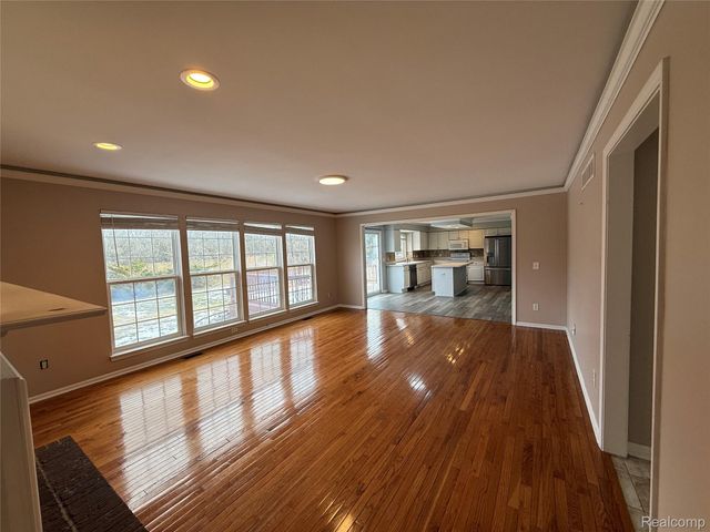 4377 Brighton Drive, Grand Blanc Charter Township, MI 48439