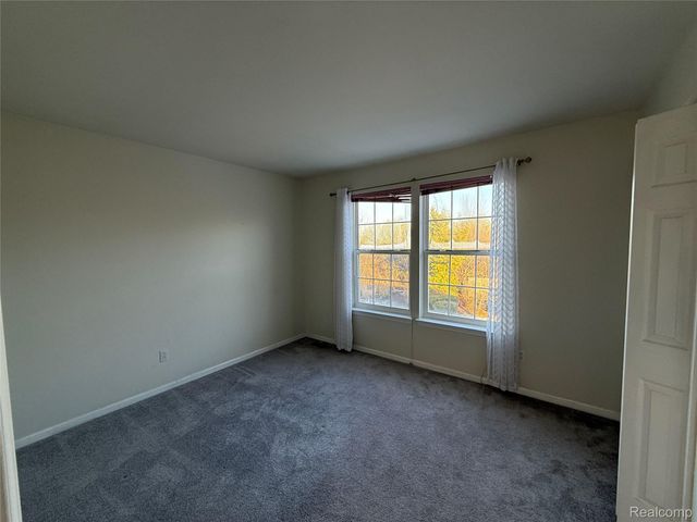 4377 Brighton Drive, Grand Blanc Charter Township, MI 48439