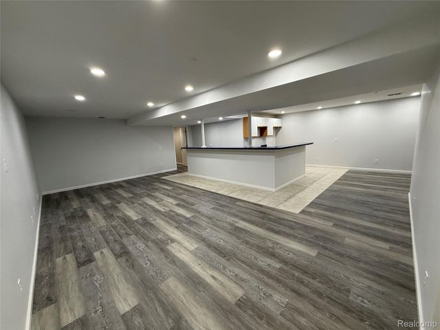 4377 Brighton Drive, Grand Blanc Charter Township, MI 48439