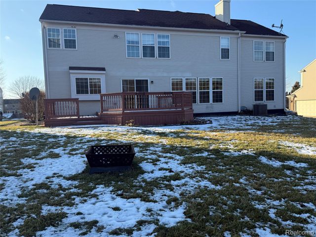 4377 Brighton Drive, Grand Blanc Charter Township, MI 48439