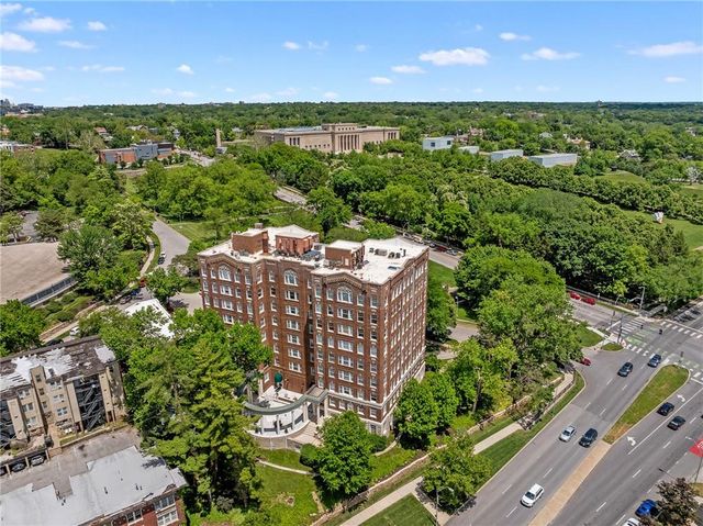 4618 Warwick Boulevard 6C, Kansas City, MO 64112