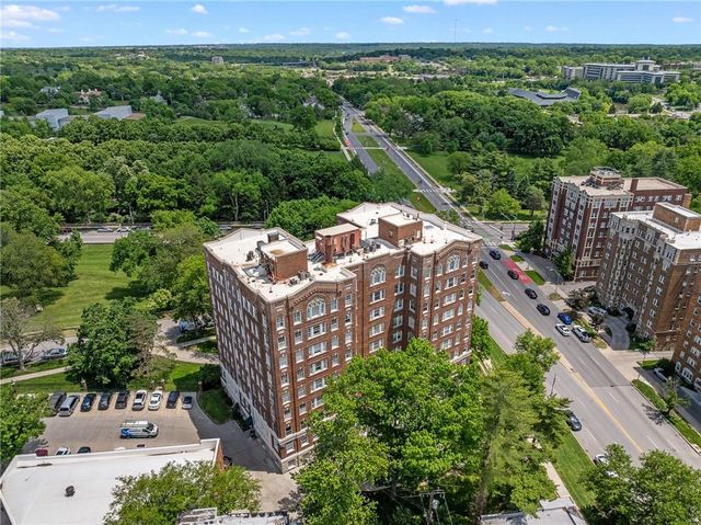 4618 Warwick Boulevard 6C, Kansas City, MO 64112