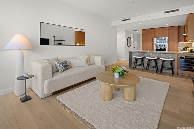 1100 Ala Moana Boulevard 807, Honolulu, HI 96814