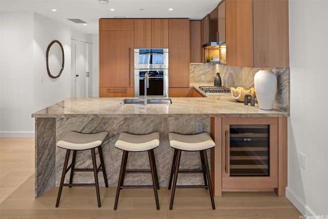 1100 Ala Moana Boulevard 807, Honolulu, HI 96814