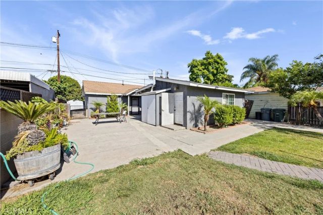 6362 Darlington Avenue, Buena Park, CA 90621