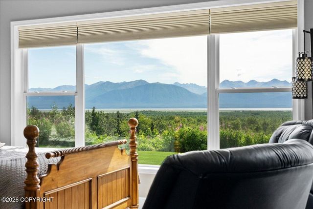 5038 W Pinnacle Ridge Circle, Wasilla, AK 99623