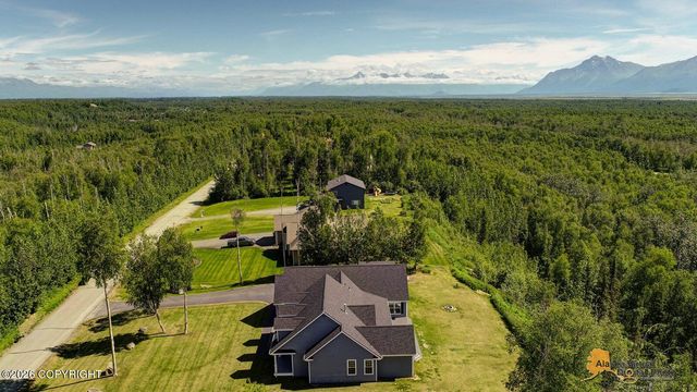 5038 W Pinnacle Ridge Circle, Wasilla, AK 99623