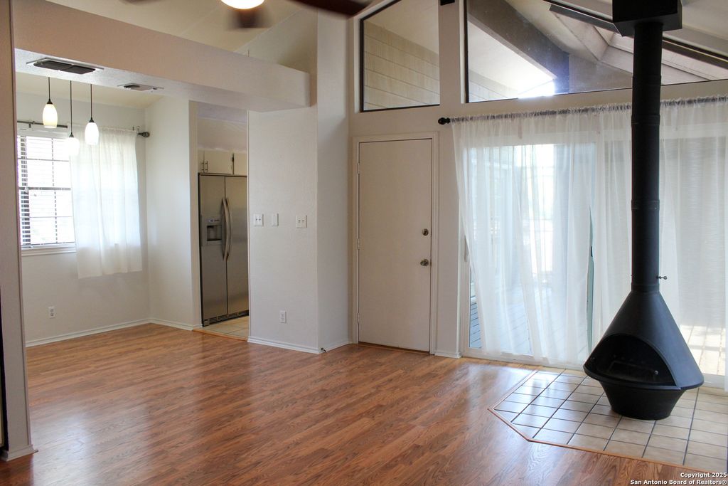 11815 Vance Jackson Rd Apt 301, San Antonio, TX 78230