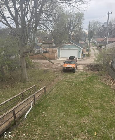 2657 E Riverside Drive, Indianapolis, IN 46208