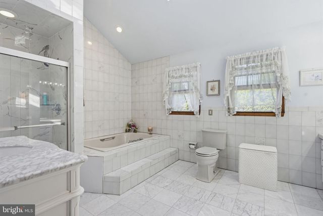 26 ELLISDALE-CROSSWICKS RD, Allentown, NJ 08501
