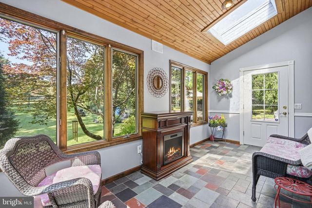 26 ELLISDALE-CROSSWICKS RD, Allentown, NJ 08501