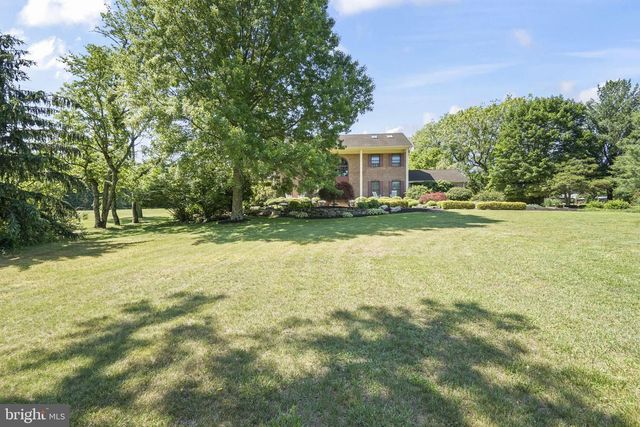 26 ELLISDALE-CROSSWICKS RD, Allentown, NJ 08501