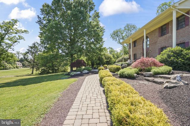 26 ELLISDALE-CROSSWICKS RD, Allentown, NJ 08501