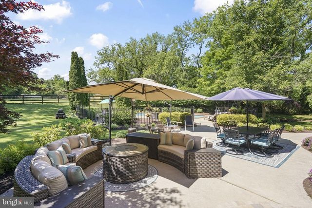 26 ELLISDALE-CROSSWICKS RD, Allentown, NJ 08501