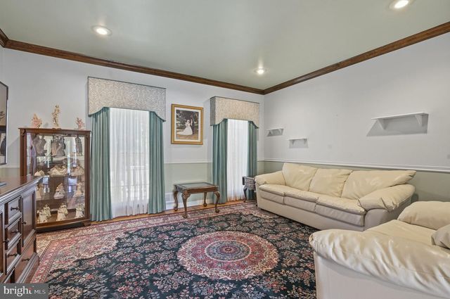 26 ELLISDALE-CROSSWICKS RD, Allentown, NJ 08501