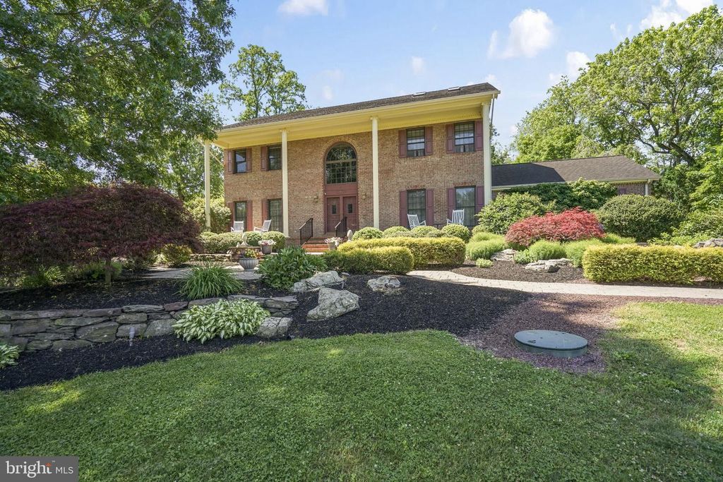 26 ELLISDALE-CROSSWICKS RD, Allentown, NJ 08501