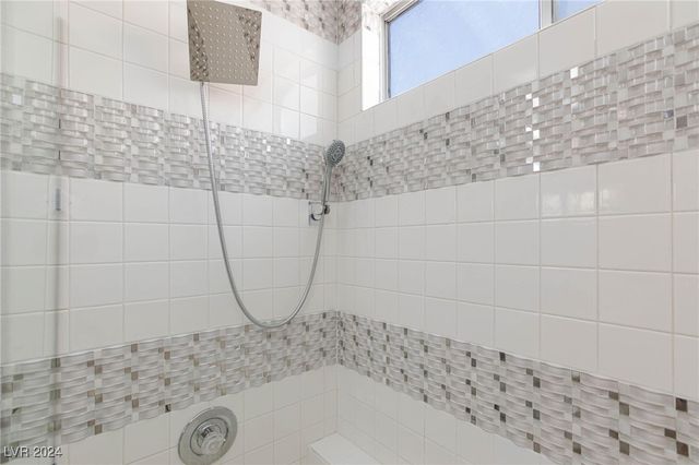 1805 Derbyshire Drive, Las Vegas, NV 89117