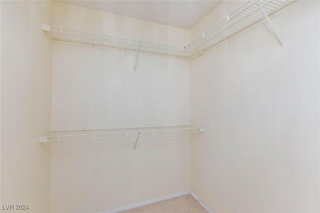 1805 Derbyshire Drive, Las Vegas, NV 89117