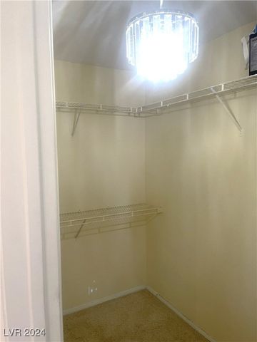 1805 Derbyshire Drive, Las Vegas, NV 89117