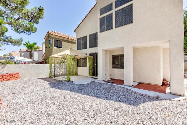 1805 Derbyshire Drive, Las Vegas, NV 89117