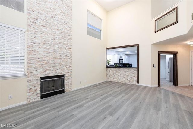 1805 Derbyshire Drive, Las Vegas, NV 89117