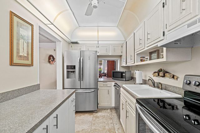 4500 N FEDERAL Highway 160G, Lighthouse Point, FL 33064